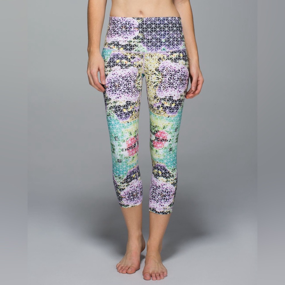 Lululemon Wunder Under Cropped Leggings II *Full-On Luon (Roll Down)